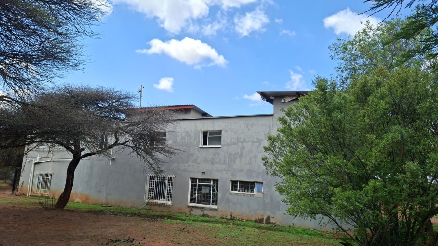 5 Bedroom Property for Sale in Schylock A H North West